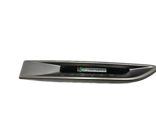 HK8M280B10AB HK8M-280B10-AB - JAGUAR F-PACE ОБШИВКА ВПУСКНОГО КРЫЛА ПРАВАЯ