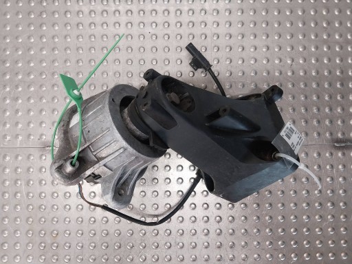 holder engine mount right KPL A2222407617 MERCEDES S W222 3.0 CDI