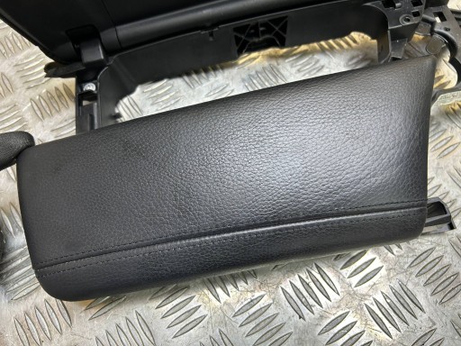 bracciolo tunelu srodkowego BMW 5 F10 F11 2012 9216890