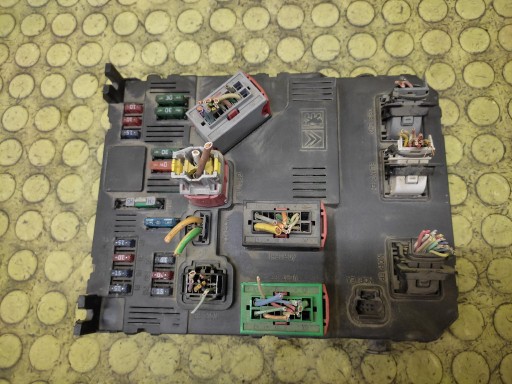 PEUGEOT PARTNER module boîte BSI 9650584580