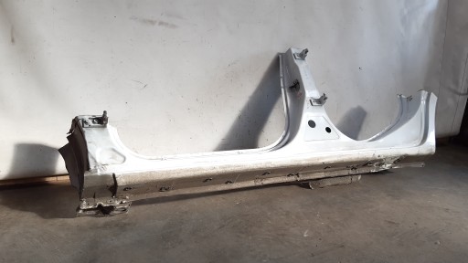 práh levý bok 5d 2015r Opel Corsa E
