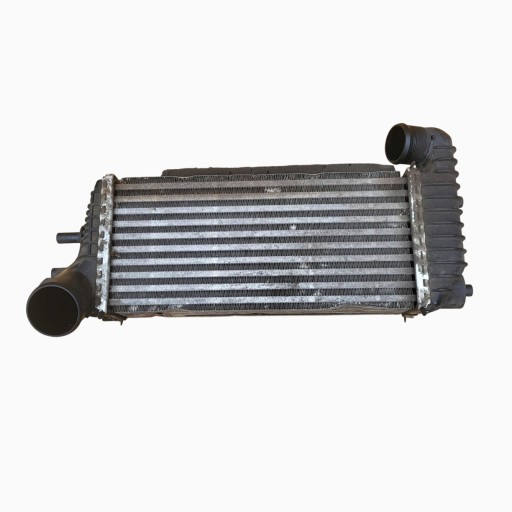 FORD FOCUS MK3 15-18r KOMBI HB 1.5 TDCI chladič intercoolera
