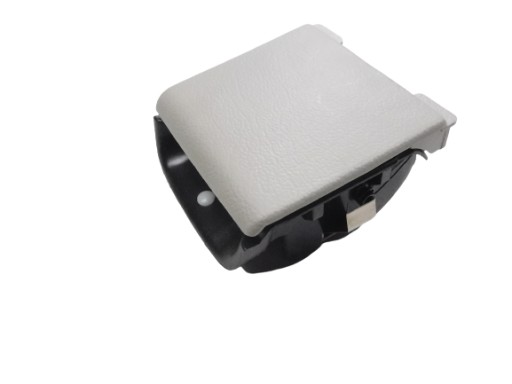 ПОПІЛЬНИЧКА VW GOLF III ЗАДНЯ 1H0857962B