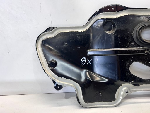 SCIANA GRODZIOWA cover AUDI A1 8X 6Q1804013P
