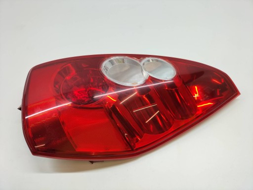 licht heck rechts EU Mazda 5 und (2005-2010)