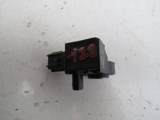 Sensor ZDERZENIA VOLVO S90 II 2.0 D 190KM 2016-2021R 31451529