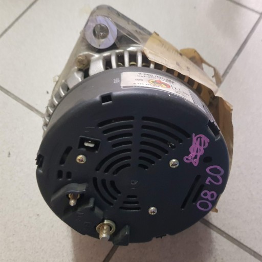 Генератор mercedes a0081547402 0986037343