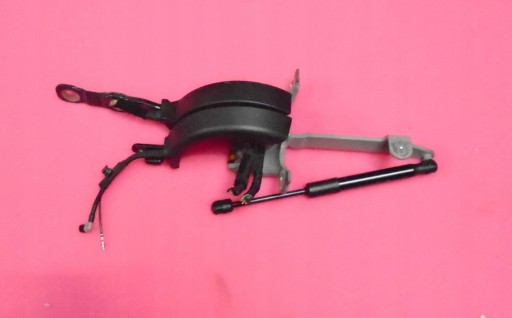 BMW 5 G31 петля люка П 7390414