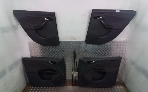 01 - SEAT ALTEA 2.0 TDI ОЗДОБЛЕННЯ ДВЕРЕЙ ПОВНИЙ КОМПЛЕКТ