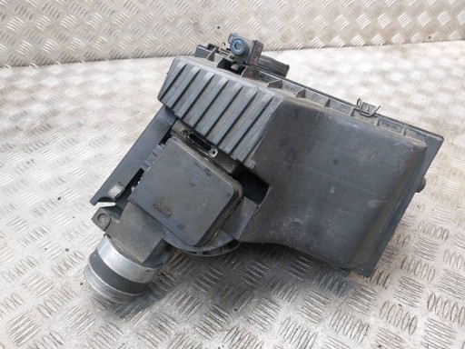 Luftmassenmesser Gehäuse filter VOLKSWAGEN PASSAT B3 2.0 8V 037906301B