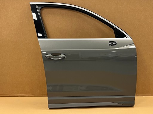 83A831052C audiolcar1 - Audi q3 83a передняя дверь lx7g