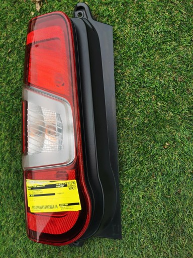 OPEL COMBO 18-26 light rear left original 9819235880 200101007LH 011035357