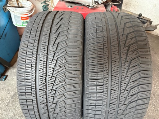 2 tyres winter 245/35R19 Hankook Winter and*cept Evo2 7,5mm