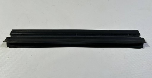 moulding gasket cover radiator Dodge Charger Challenger 2015r