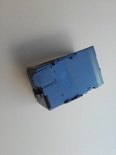 9823055280 - КОРПУС КРЫШКА БАТАРЕИ CITROEN C3 DS3 PICASSO