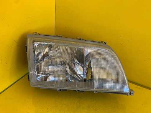Mercedes W202 light right front A2028201261