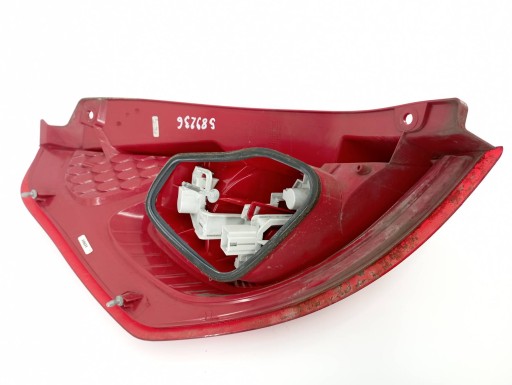 feu arrière droit 8A61-13404 Ford Fiesta Mk7 (2008-2016)