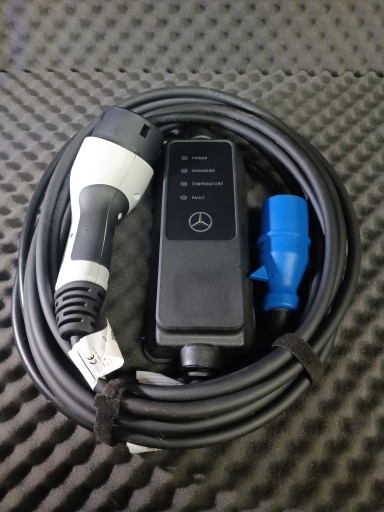 A0005833604 - 0005833604 ЗАРЯДНИЙ ПРИСТРІЙ MERCEDES ГІБРИД