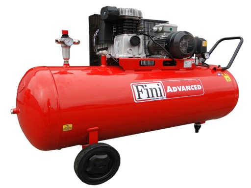 Масляний компресор FINI MK 103-150-3T