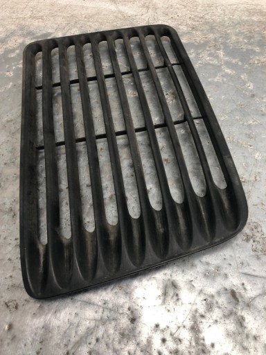 grid grille SPOJLERA left rear part PORSCHE 993 99351259100