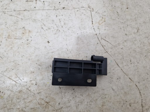 DODGE CHARGER 2019- AMPLIFICATORE ANTENY KEYLESS 68068148AA