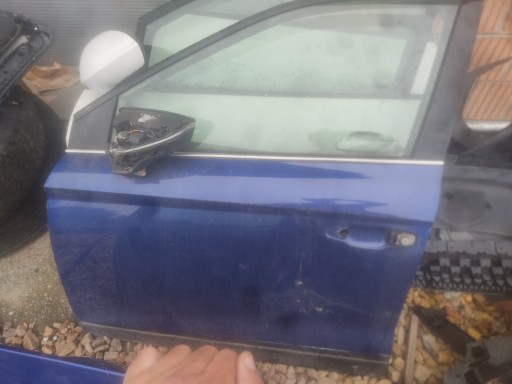 СИДІННЯ ATECA ДВЕРІ ЛІВІ ПЕРЕДНІ ЧОРНІ