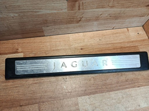 cap threshold moulding door przednich left Jaguar XF X250 8X2313201AF