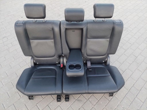 sedacka záď zadní opěrky MITSUBISHI OUTLANDER 3 III