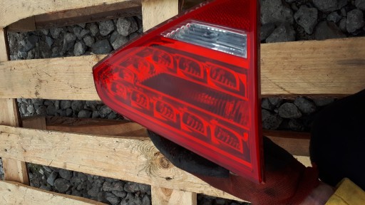 A5 8T light LED left rear part to the bonnet 8T0945093A