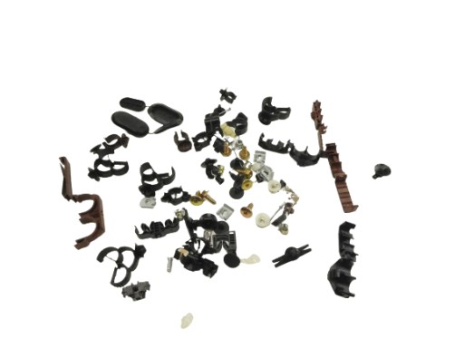 Крепление переднего бампера RENAULT CLIO 7711172008