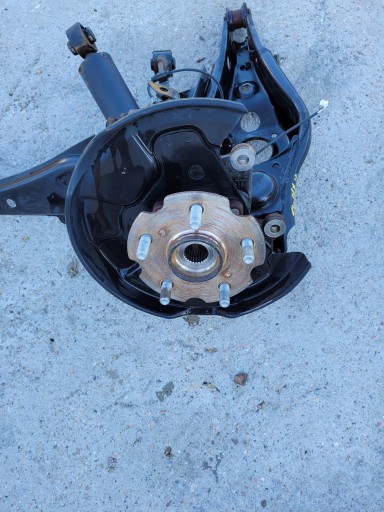 LEXUS NX 300h кроссовер задний левый рычаг управления задний 15-