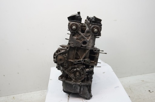 engine Benzy 6FZ 10LT04 1.8 16v Peugeot 406 EW7 01352T