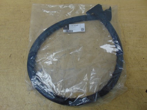 Уплотнитель двери левый задний MERCEDES VITO W447 A4477410080