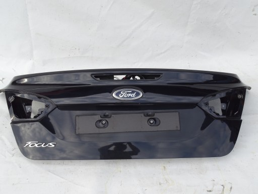 0101 - Крышка багажника ford focus mk3 sedan fb
