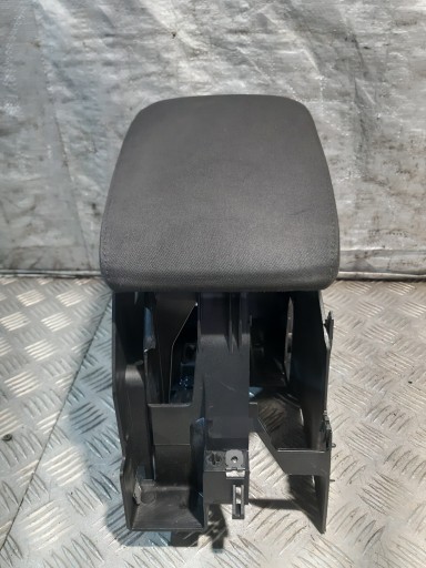 VW GOLF VI KOMBI bracciolo 1K5864251C