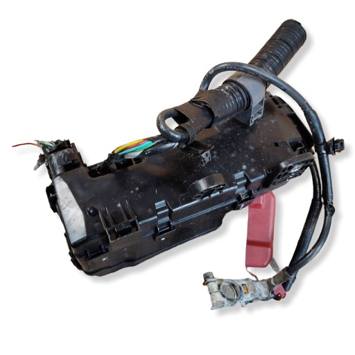 Kasten der Sicherungen komplett Citroen C1 821110HV80B