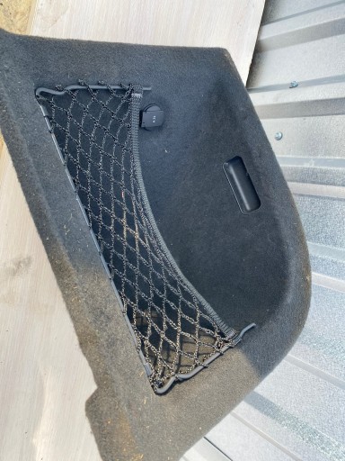 Audi A4 B8 kombi upholstery cover boczka boot right 8K9863990