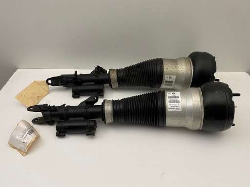 222 320 - MERCEDES S W222 S320 передний правый амортизатор 13-