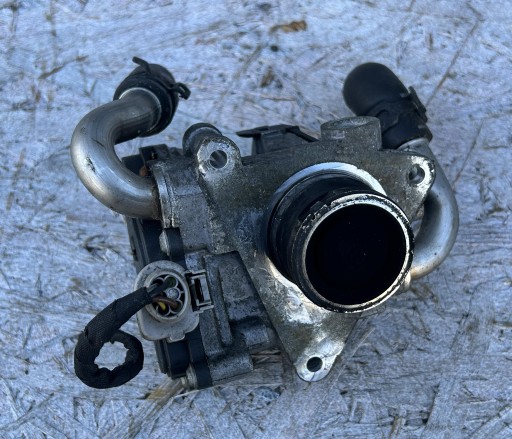 Vanne EGR VW PASSAT B8 2.0 TDI 04L131501R