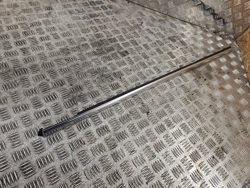 moulding dust MERCEDES A KLASA A1777350300