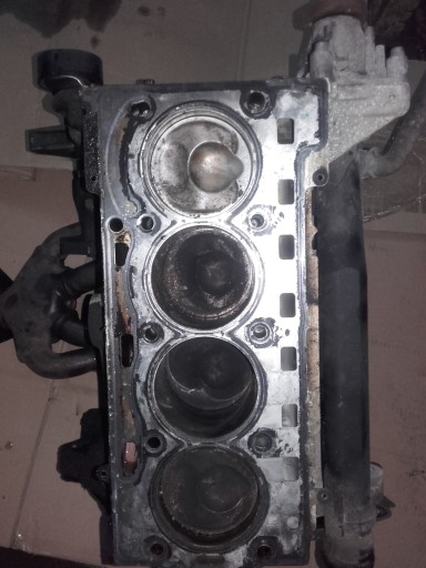 VW POLO SKODA FABIA 1.4 FSI AXU ДВИГУН НИЖНИЙ БЛОК