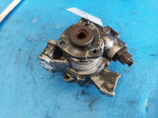 Насос WSP MERCEDES W203, CLK 2.2 CDI 0024669401