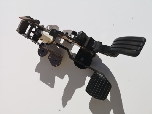 180020024R - SCENIC III ПЕДАЛЬ ТОРМОЗА ПОТЕНЦИОМЕТР 465010016R