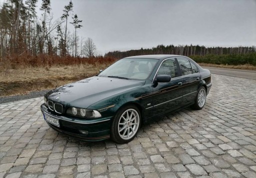BMW Seria 5 E39 Sedan 4.4 540i 286KM 1999