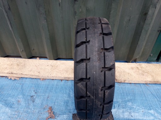 ШИНА ПОВНЕ КОЛЕСО ELASTOMERIC 5.00 5,00-R 8