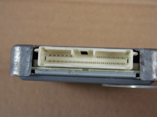 TOYOTA RAV4 IV MODULO 88150-42020