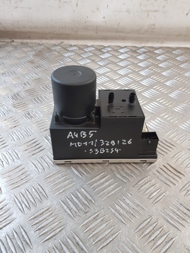 pumpa centralnog brave 8D0862257C AUDI A4 B5 99R