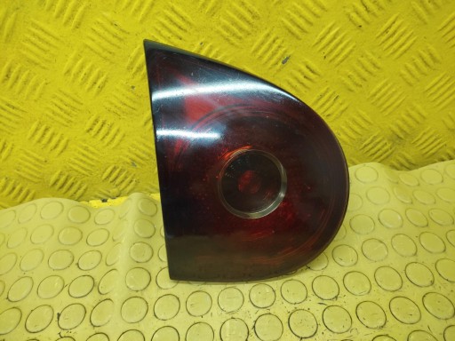VW GOLF V light left rear part to the bonnet