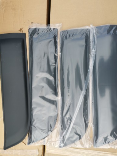 808725725r/d 808725725rd - DACIA DUSTER и 09-обшивка правой двери новая задняя