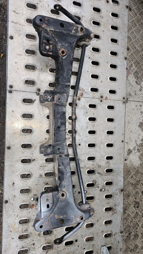 Передняя балка салазок bmw e30, нержавеющая, со стабилизатором 19 мм.